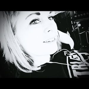 Meet your Posher, Mia